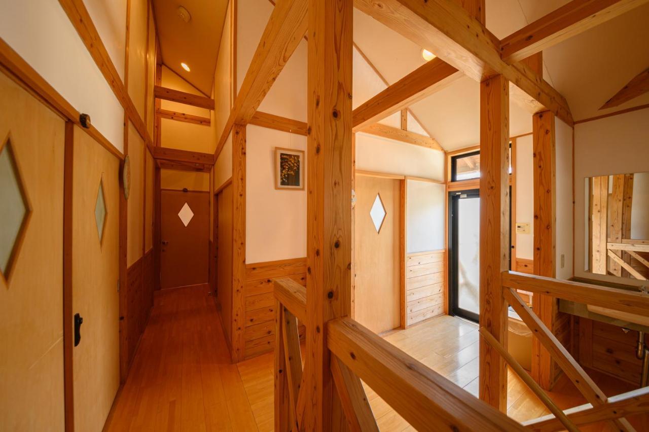 Bed and Breakfast Yufuin Flora House Экстерьер фото