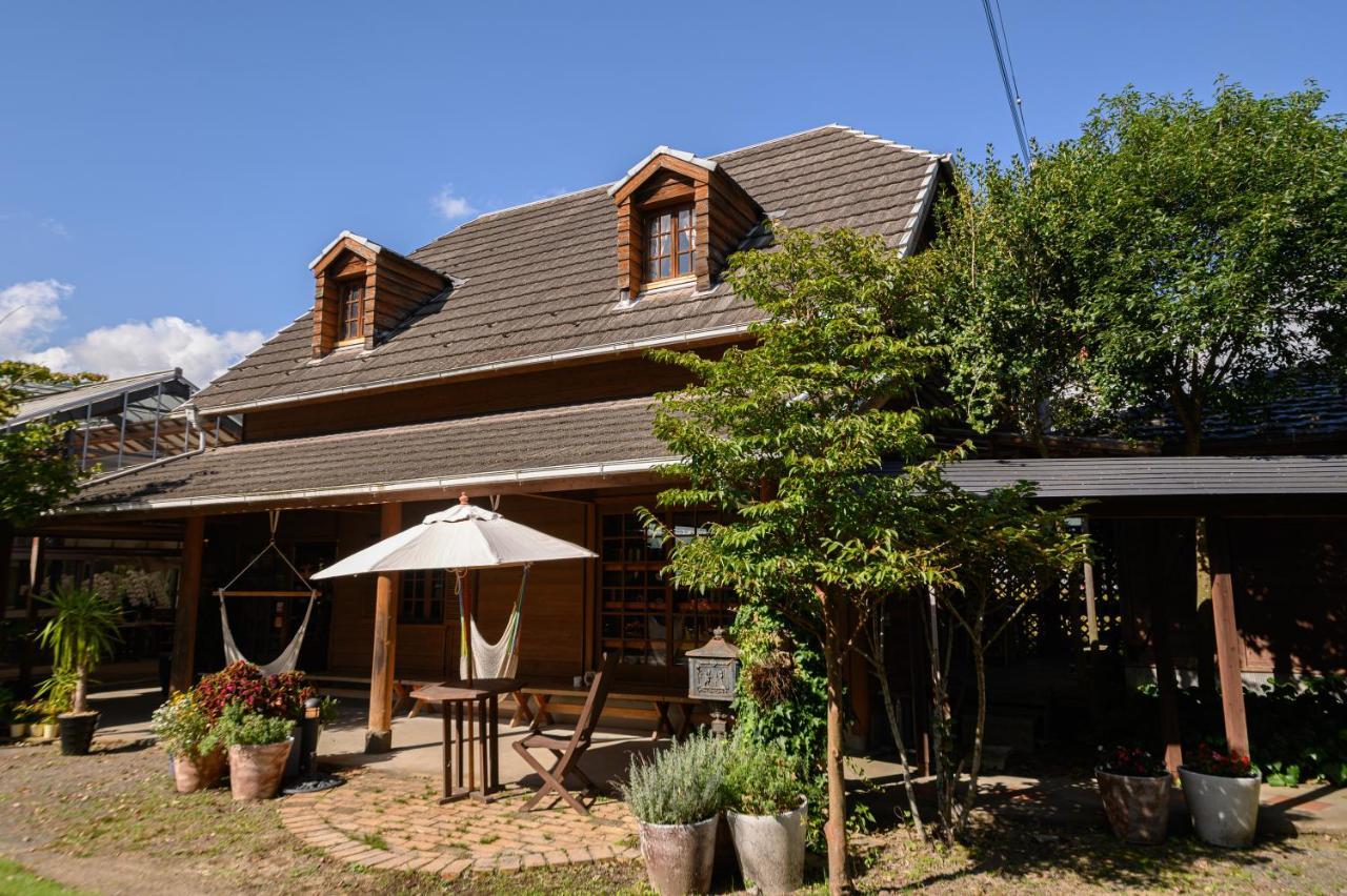 Bed and Breakfast Yufuin Flora House Экстерьер фото