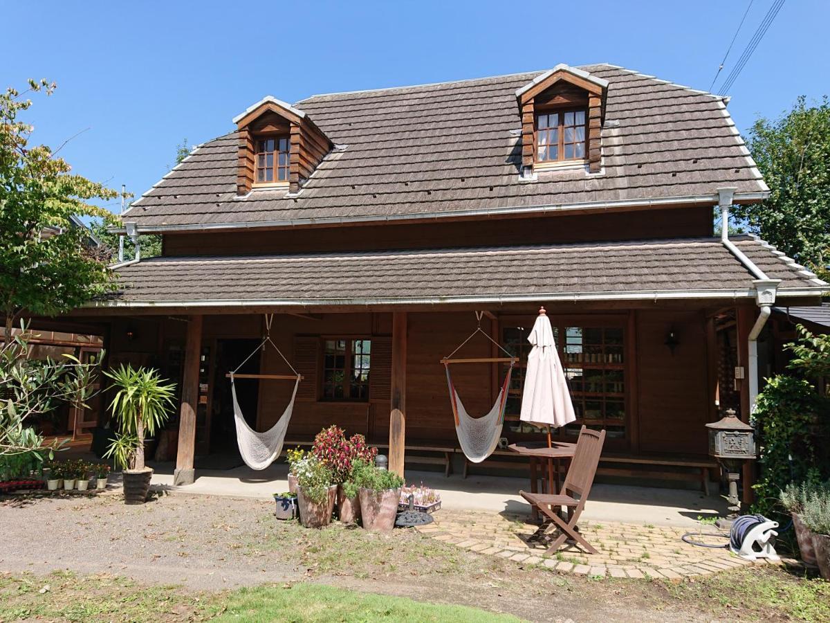 Bed and Breakfast Yufuin Flora House Экстерьер фото